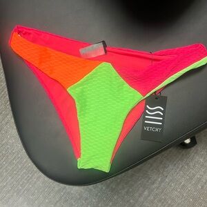 Vetchy NWT LAGUNA BIKINI BOTTOMS TRICOLOR